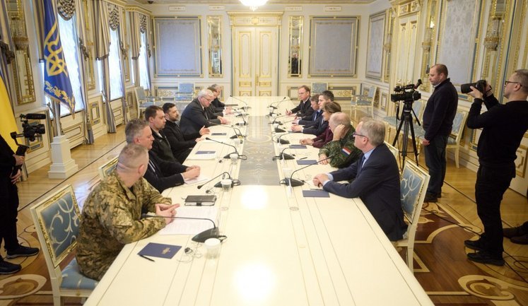 Зеленський зустрівся з представниками нового уряду Нідерландів: обговорили оборонну співпрацю та дипломатичні кроки до миру. ВIДЕО