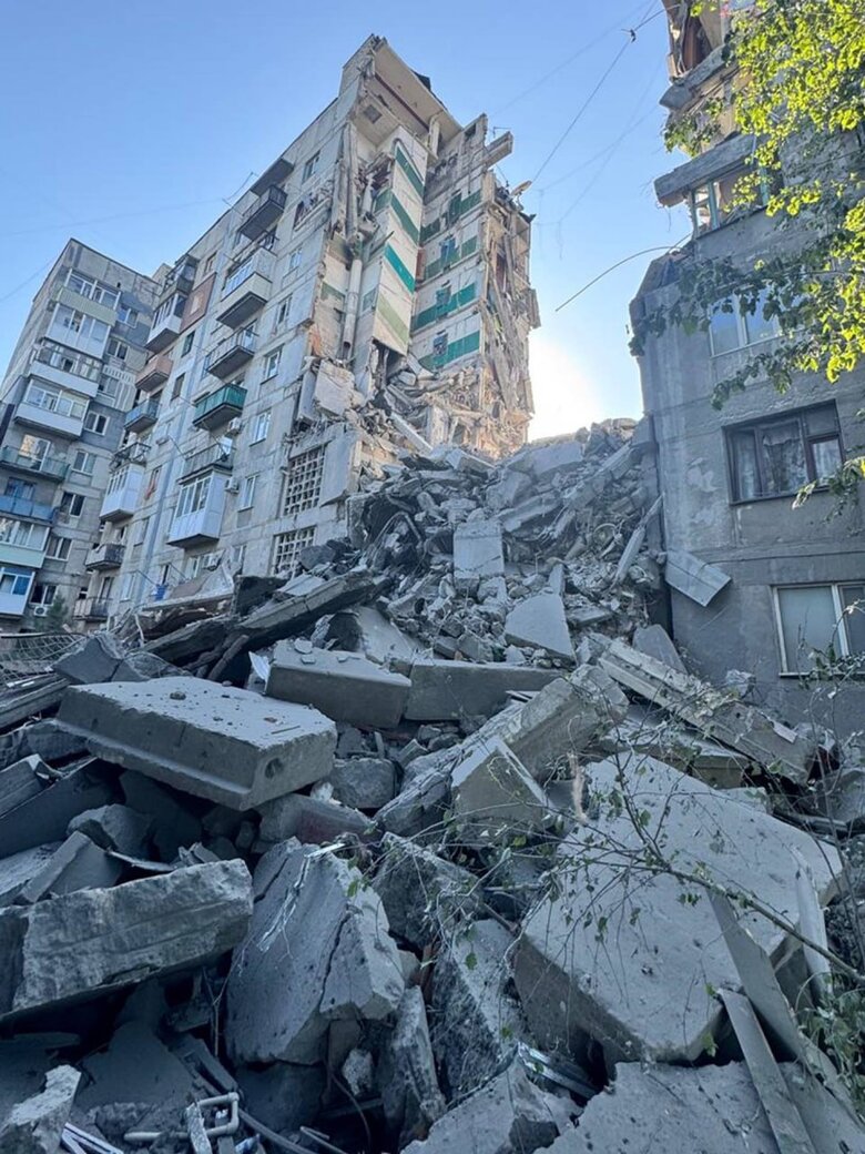 РФ обстреляла Мирноград и Новоекономичное. Погибли 2 человека