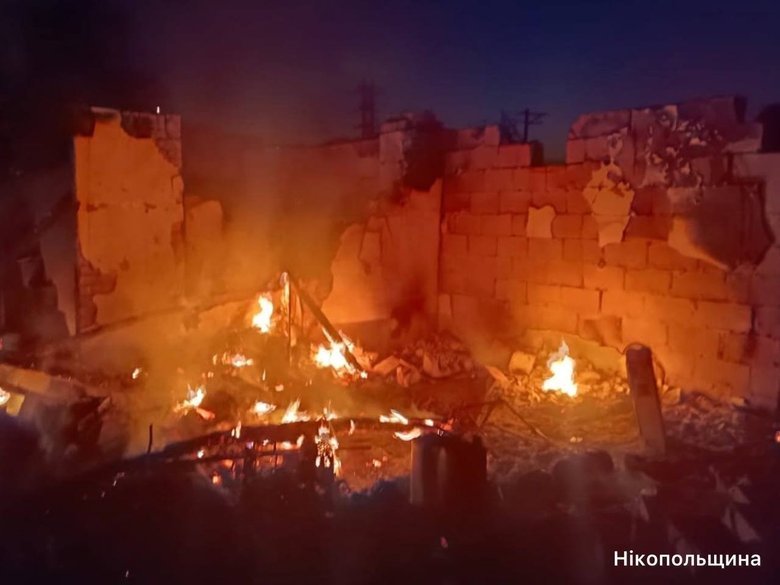 Никополь, Кривой Рог и Синельниковский район подверглись атакам: есть пострадавший