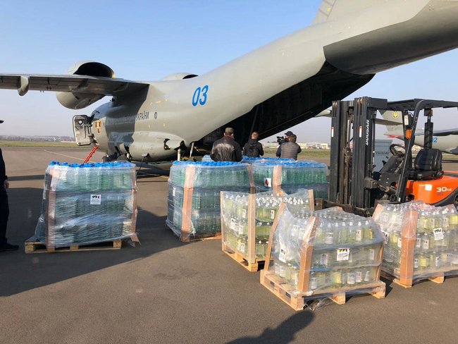Covid-19: Ukraine continues assisting Italy, sends batch of humanitarian aid 04