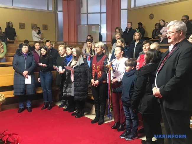 В Анкарі провели різдвяне богослужіння українською мовою 04
