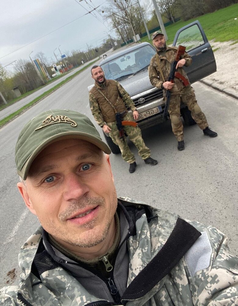Микола, Іван, позивний Босий, та Володимир, позивний Ганс