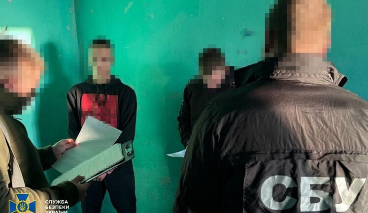 Студентов, школьницу и взрослого мужчину, которые совершали поджоги, задержали в трех областях, - СБУ. ФОТО