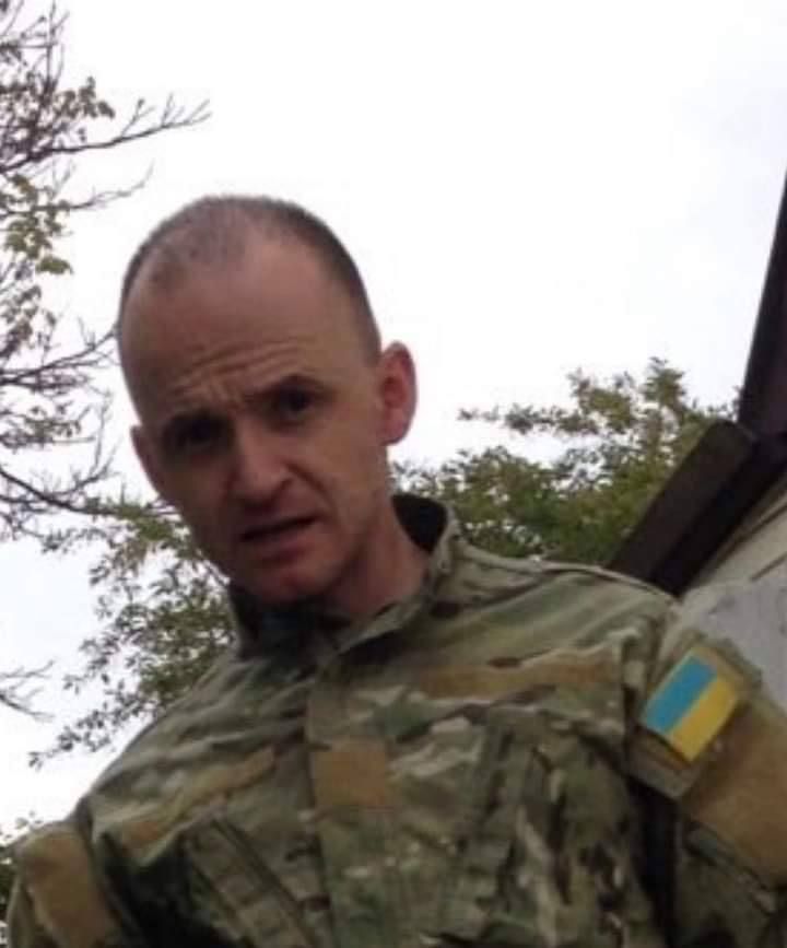 Олександр Лінчевський: Іноді хочеться спитати: люди, ви взагалі притомні? Ви не Олімпійські ігри дивитесь. Вас турбує більше танків, менше танків збили. Але війна - це не медальний залік 02