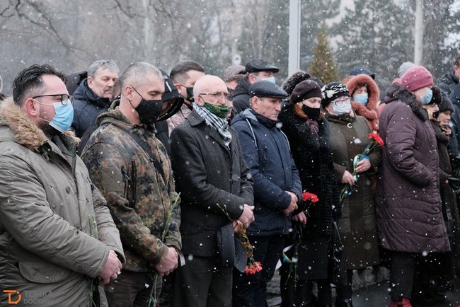 Із загиблим на Донбасі воїном 10-ї ОГШБр Кирилом Биковським попрощалися в Кропивницькому 05