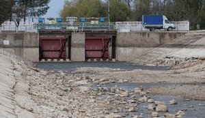 Росія як держава-окупант відповідає за забезпечення Криму водою, - Кулеба