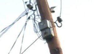 Электрики поиздевались над семейной парой с Луганщины: "Они счетчик повесили на вершине столба. Мы показаний снять не можем". ВИДЕО