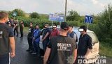 Таксист-іноземець на Закарпатті віз на кордон шість нелегалів, які планували потрапити до Німеччини, - поліція. ФОТО