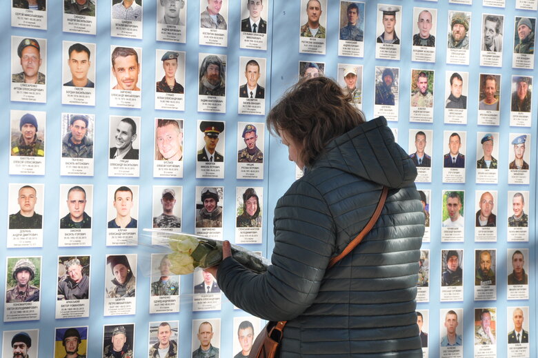 Memory of soldiers who died in war with Russian Federation since 2014 was commemorated in center of Kyiv 35