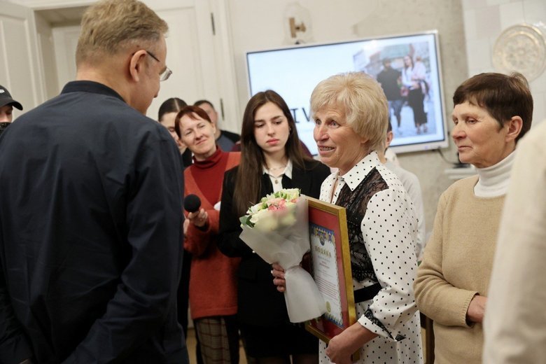 Лучшая уборщица Львова: Анна Петричкович передаст награду ВСУ