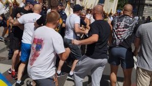 Около 20 неизвестных пытались препятствовать проведению украинского шествия в Перемышле. ФОТОрепортаж