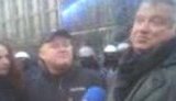 Калашников: У вас волшебное имя, волшебная фамилия, а вы мне микрофон тычете. ВИДЕО.