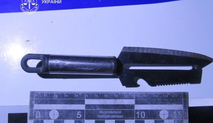 Двоє грабіжників напали з ножем на військового, який лікувався у Києві після поранення. Їх затримано. ФОТОрепортаж