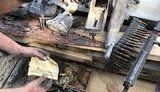 Эхо бурных 40-х: под зданием полиции на Ривненщине нашли старинный схрон с оружием. ФОТОрепортаж