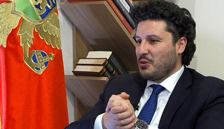 Черногория готова отдать все для поддержки Украины, пока она не выиграет войну, - премьер Абазович