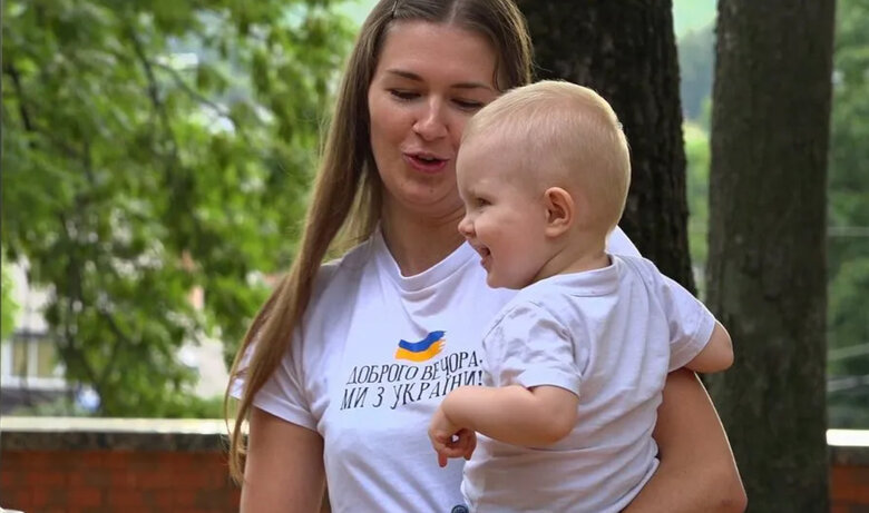 8-летний мальчик дает концерты в Чернигове, чтобы собрать деньги для ВСУ: уже заработал почти 60 тыс. грн 02 8-летний мальчик дает концерты в Чернигове, чтобы собрать деньги для ВСУ: уже заработал почти 60 тыс. грн 02