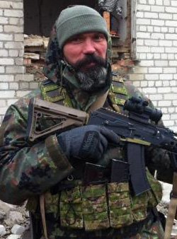 Капітан кримського Беркута Степан Криворученко загинув за Україну як доброволець Азова рівно три роки тому, 5 лютого 2015-го у розвідрейді під Дзержинським. 02