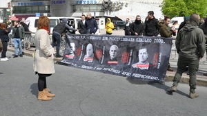 "Кива, покайся за наркоту!", - дискуссия между ОПЗЖ и С14 в центре Киева. ВИДЕО