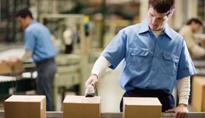 Українцям у Польщі стане складніше знайти роботу: які причини?