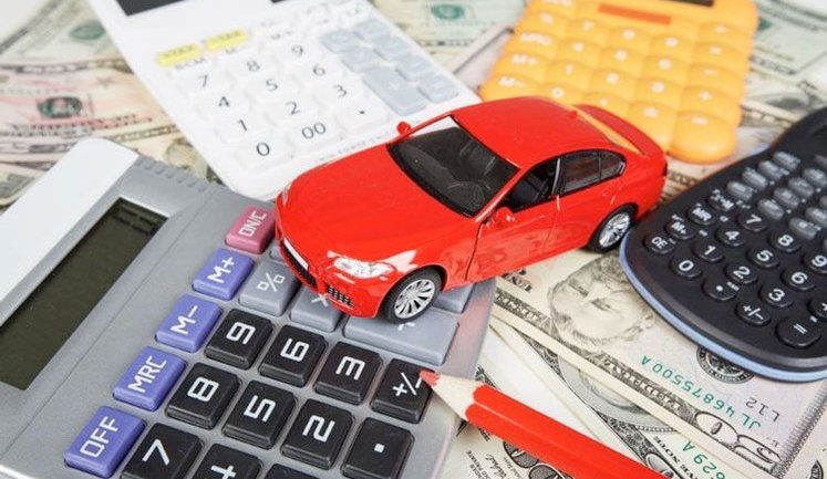 У січні власники елітних авто сплатили 35 млн грн транспортного податку: де надходжень найбільше?