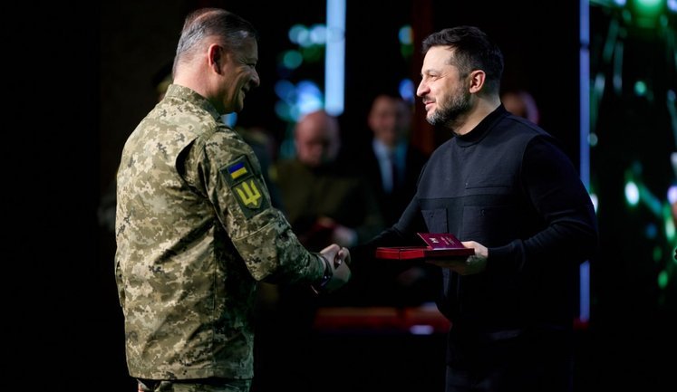 Зеленський нагородив екснардепа та комбата 63 ОМБр Ляшка орденом "За заслуги". ФОТО
