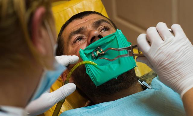 Healthier teeth, stronger fighters: meet Ukraine's frontline dentists 01 Healthier teeth, stronger fighters: meet Ukraine's frontline dentists 01
