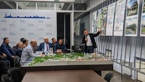 Власти Киева планируют построить на отобранном у сына Азарова стадионе фитнес-центр и парковку