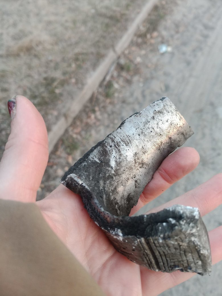 Позицию, с которой вела огонь Татьяна Чорновол, разбил вражеский танк. Экс-нардеп не пострадала, потому что перед обстрелом переместилась на новую позицию 01