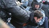 В Донецке задержали семь человек за раздачу листовок против "регионалов". ФОТО