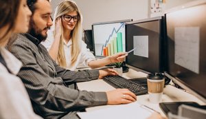 Українська ІТ-індустрія втрачає темпи: дохід лідерів знизився у 2026 році