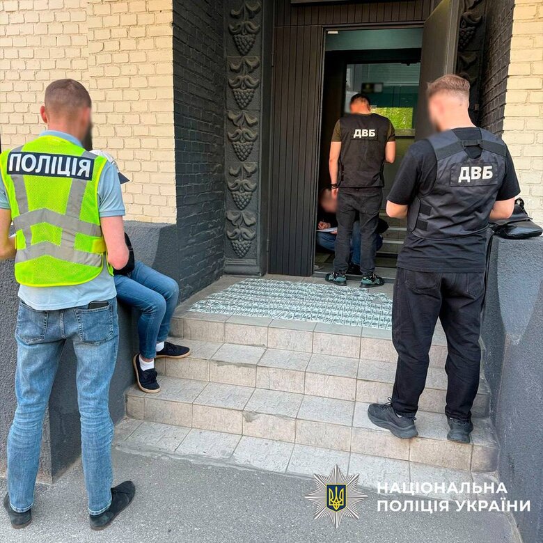 У Києві затримали організатора схеми переправлення ухилянтів за кордон