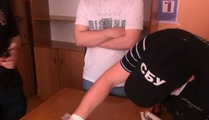 Співробітників прикордонно-інспекційного ветеринарного пункту затримано в Одесі на одержанні 400 дол. хабара, - СБУ. ФОТО