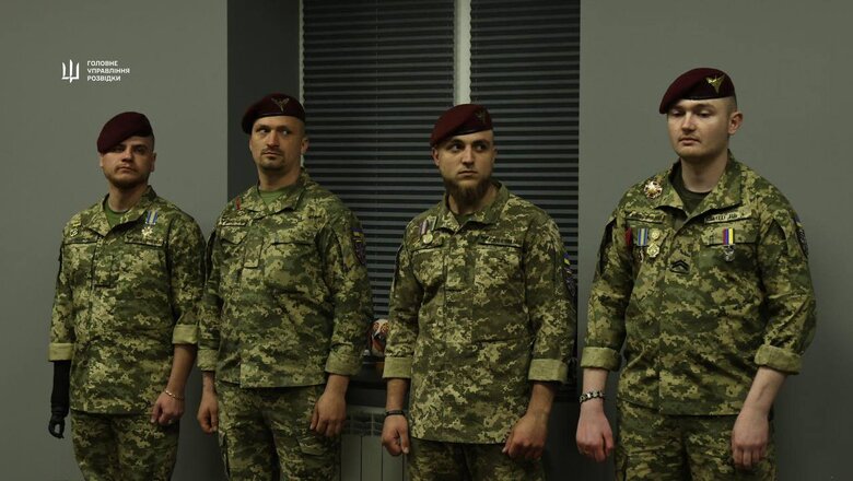 Budanov awarded paratroopers with weapons