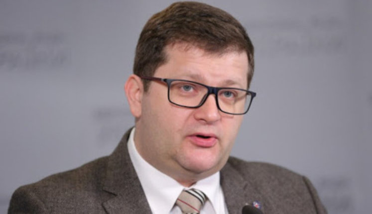 Офіс президента збрехав - Зеленський вилетів у Катар за державний кошт на день раніше погрітися на сонечку Перської затоки, - нардеп Ар'єв