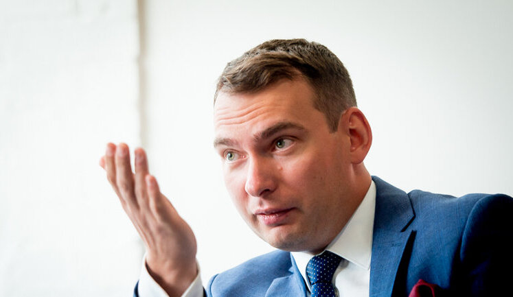Рада провалила два законопроєкти, які були умовою отримання коштів від ЄС, – Железняк