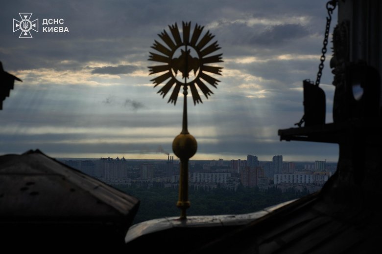 лавра після удару рф