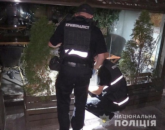 В Киеве на Печерске двое студентов-иностранцев получили огнестрельные ранения ног, - МВД 03 В Киеве на Печерске двое студентов-иностранцев получили огнестрельные ранения ног, - МВД 03
