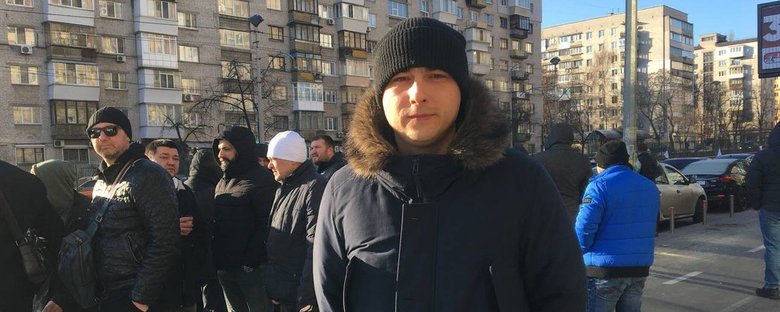 Таксисти протестують у Києві: вимагають у компаній-агрегаторів підвищити мінімальні тарифи та зменшити розмір комісії за свої послуги 01