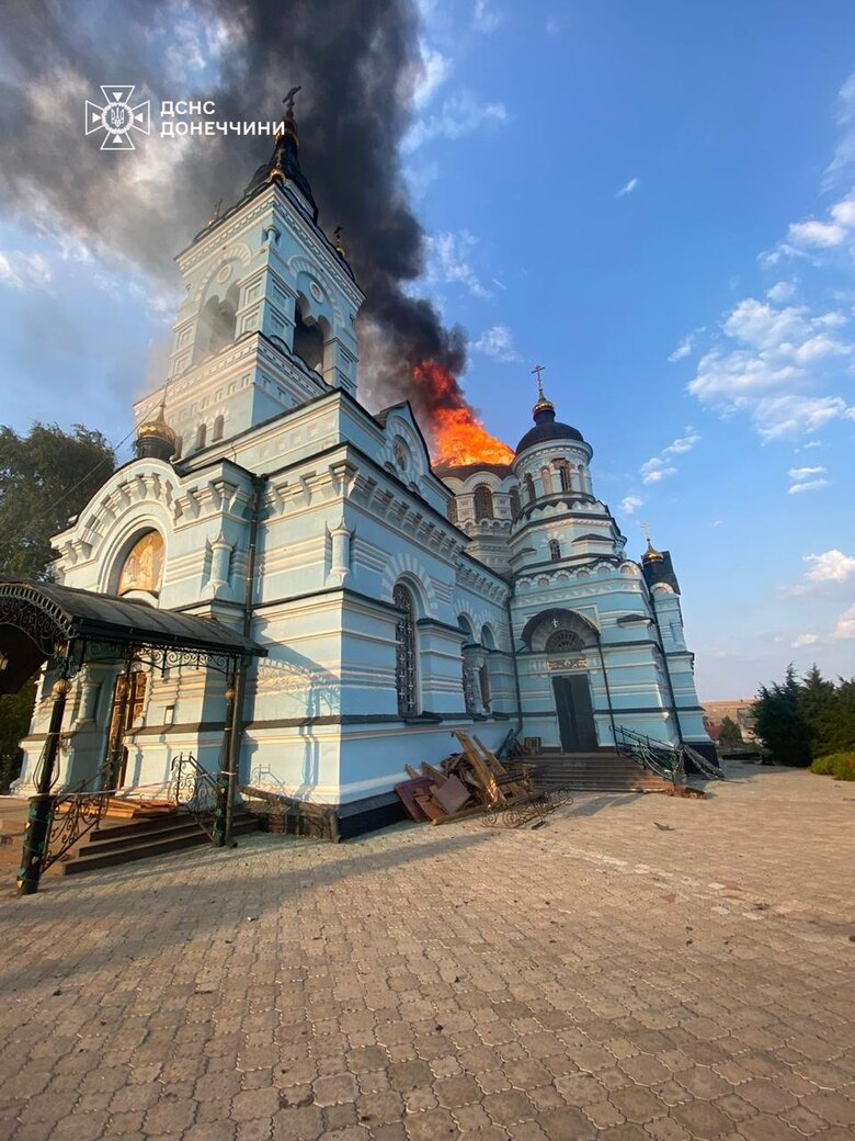 Окупанти вдарили по храму в Новоекономічному