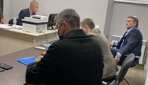 Порошенко должен наравне с Медведчуком ответить за госизмену перед судом