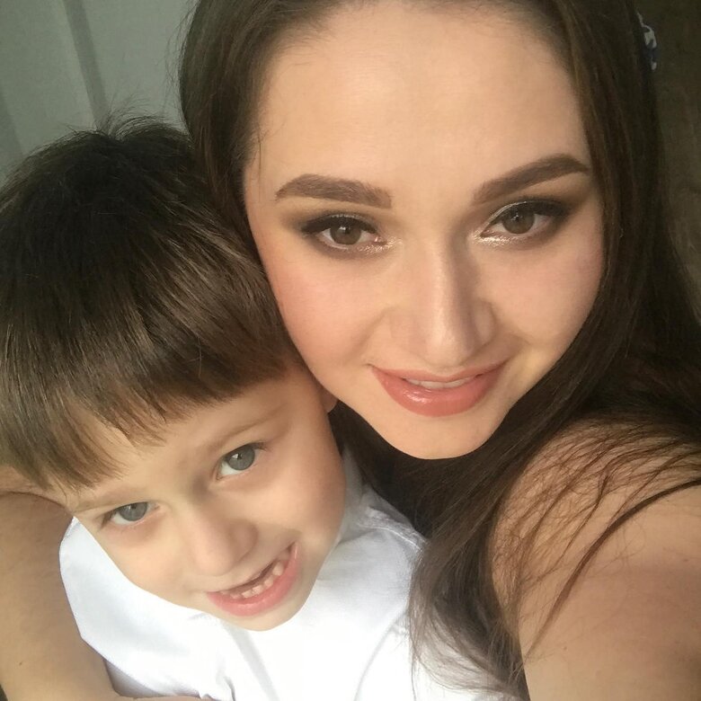 Мама и ее 7-летний сын погибли от удара россиян по Виннице 02 Мама и ее 7-летний сын погибли от удара россиян по Виннице 02