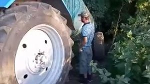 Церква УПЦ МП на Черкащині зливає нечистоти під пам'ятник полеглим воїнам 93-ї бригади. ВIДЕО