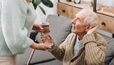 Не хватило средств: Минсоцполитики перенесло обещанное на 1 июля повышение пенсий на 400 грн для пенсионеров старше 75 лет