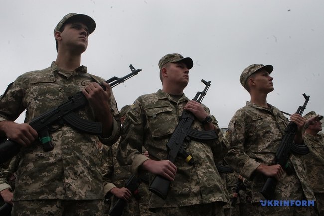 Військову присягу склали майже 400 майбутніх офіцерів запасу 05