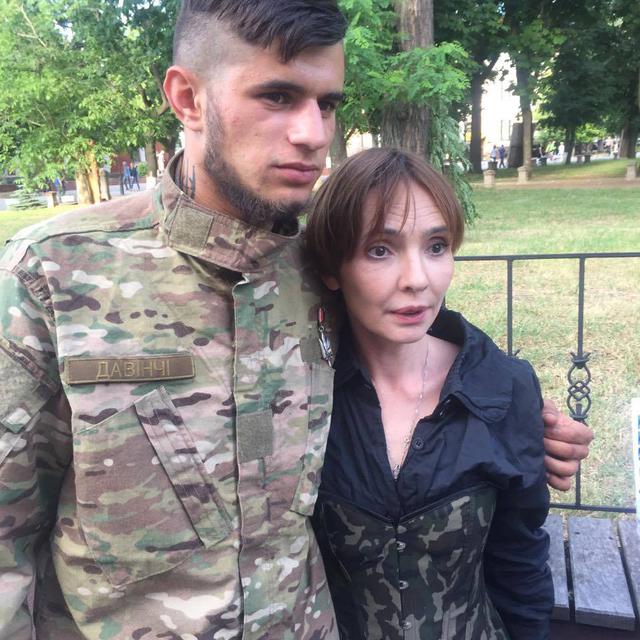 Командир штурмової роти ДУК Правий сектор Дмитро Коцюбайло, друг Да Вінчі: Мене вразили батареї Градів, які чітко били по нас з території Росії 09
