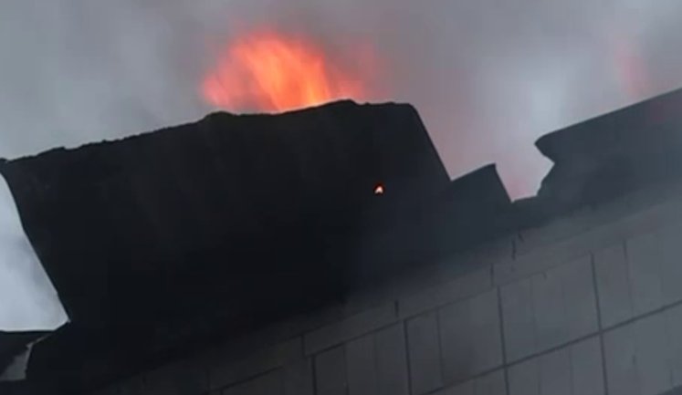Russian forces attacked railway infrastructure facility in Vinnytsia region: large-scale fire broke out. VIDEO+PHOTOS