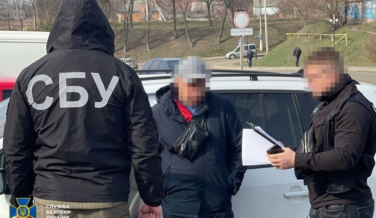 Продавали фиктивные медсправки и обещали "путевку в ЕС": задержаны 10 организаторов "схем для уклонистов". ФОТОРЕПОРТАЖ