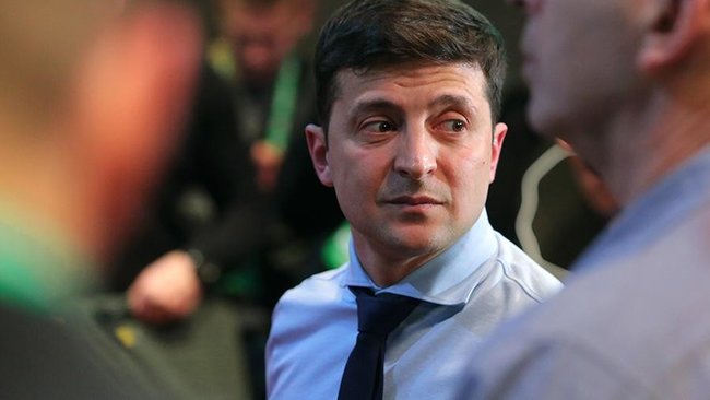 Назавтра після Армагеддону: обмежений президент Зеленський і зоряний час Гройсмана 01