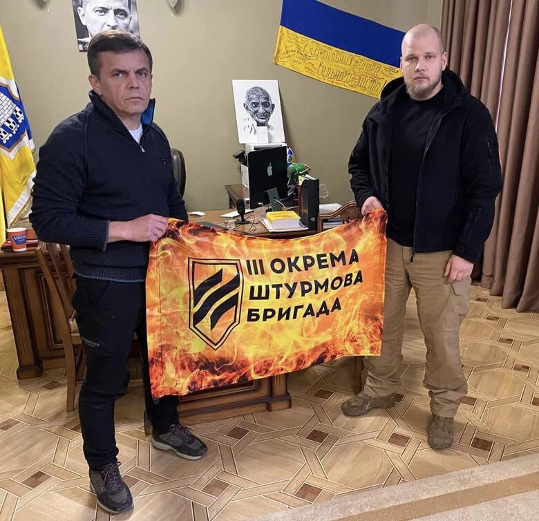 Під час війни обираєш між поганим і ще гіршим. Міський голова Житомира Сухомлин – про допомогу ЗСУ, відібраний ПДФО, бомбосховища, дрони і тиск на місцеве самоврядування 06