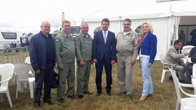 Український військовий пілот, полковник Олександр Оксанченко, переміг на міжнародному авіашоу CIAF-2017 у Чехії, - Міноборони 02
